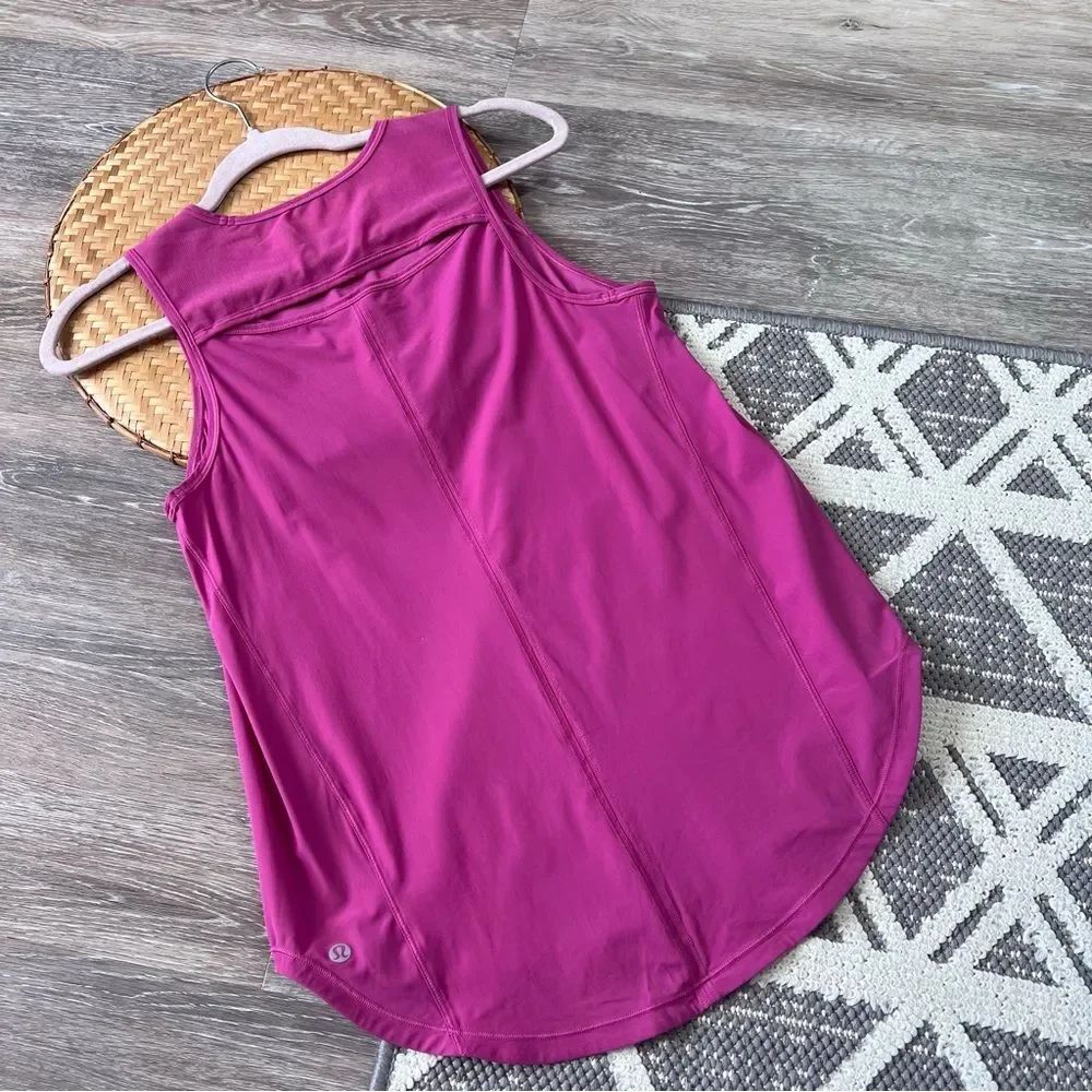 Lululemon sculp tank in dark pink/purple Women’s‎ Size 6